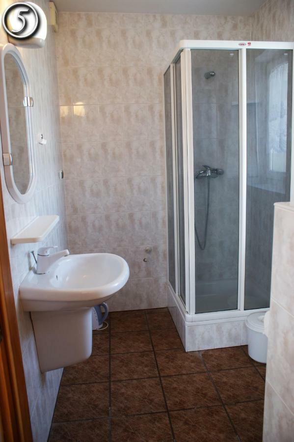 Szyper Appartement Jastarnia Buitenkant foto