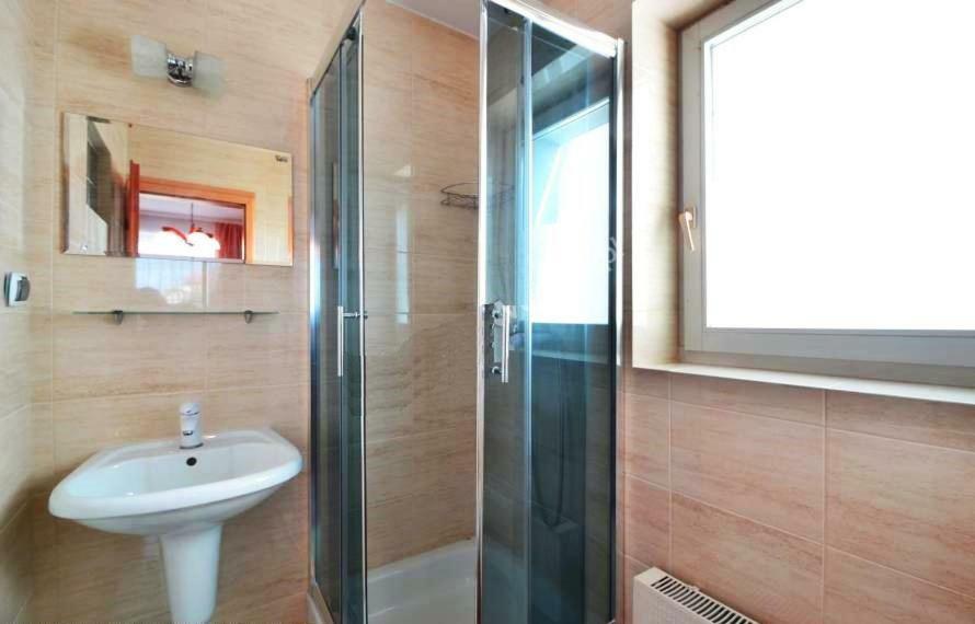 Szyper Appartement Jastarnia Buitenkant foto